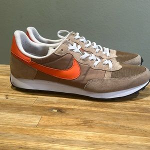 Nike Challenger Og Sneakers